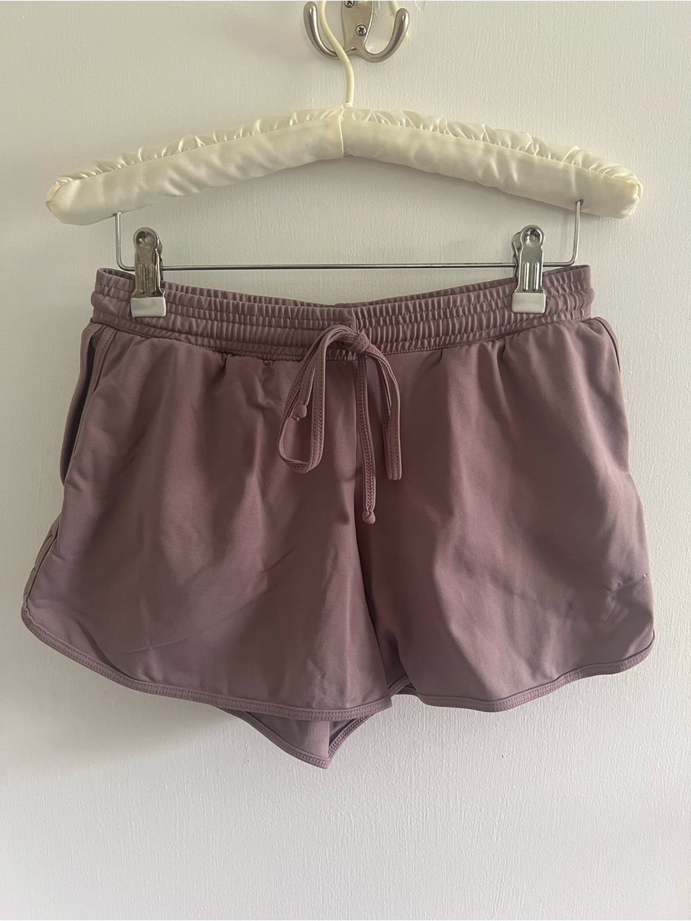 So Danca Queen Mauve Athletic Shorts Size S